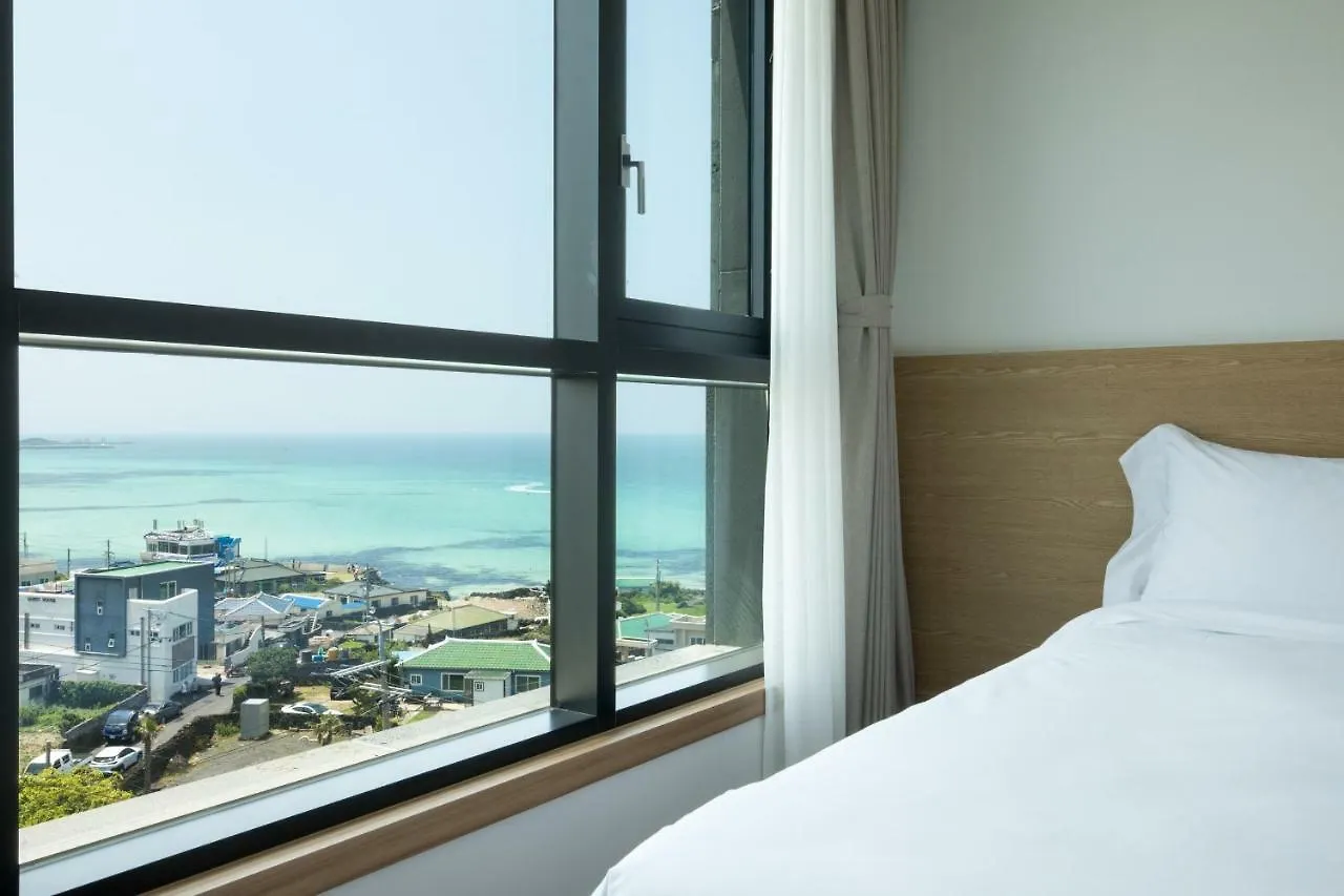 Lemain Hotel Jeju 3*,  South Korea